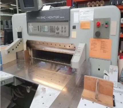 Used paper cutting machine